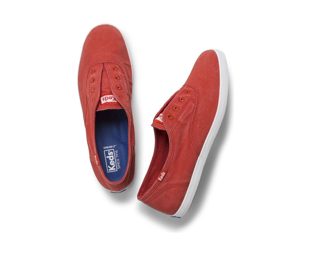 Keds Slip Ons Red - Chillax Seasonal - Womens EXLBCM-146